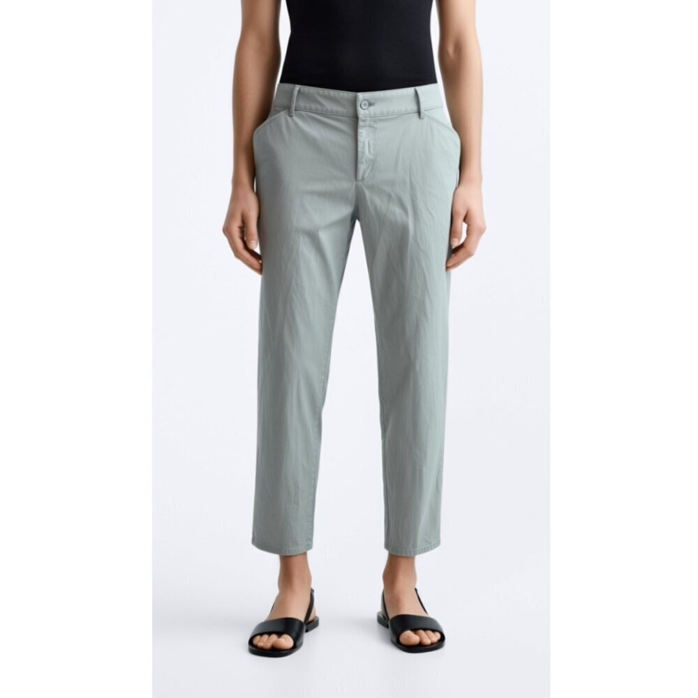 Lee- Tan Mid Rise Straight Leg Pants Size 16 W Petite NWOT!